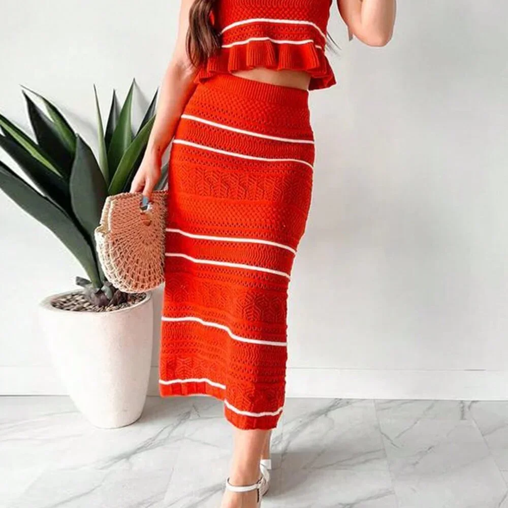 Red Casual Women's Stripe Sleeveless Sweater Set